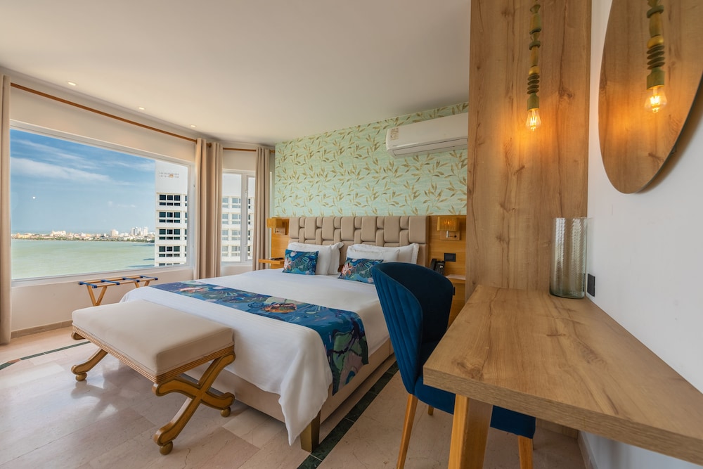 Hotel Regatta Cartagena 31/50