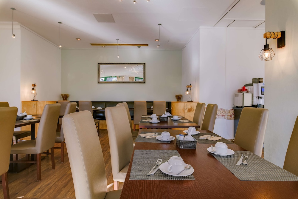 Hotel Ambiente Langenhagen Hannover by Tulip Inn 36/47