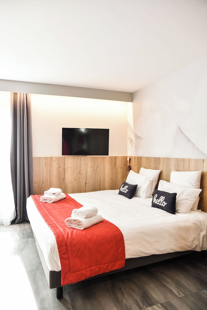 Mercure Chateau De Fontainebleau 10/76