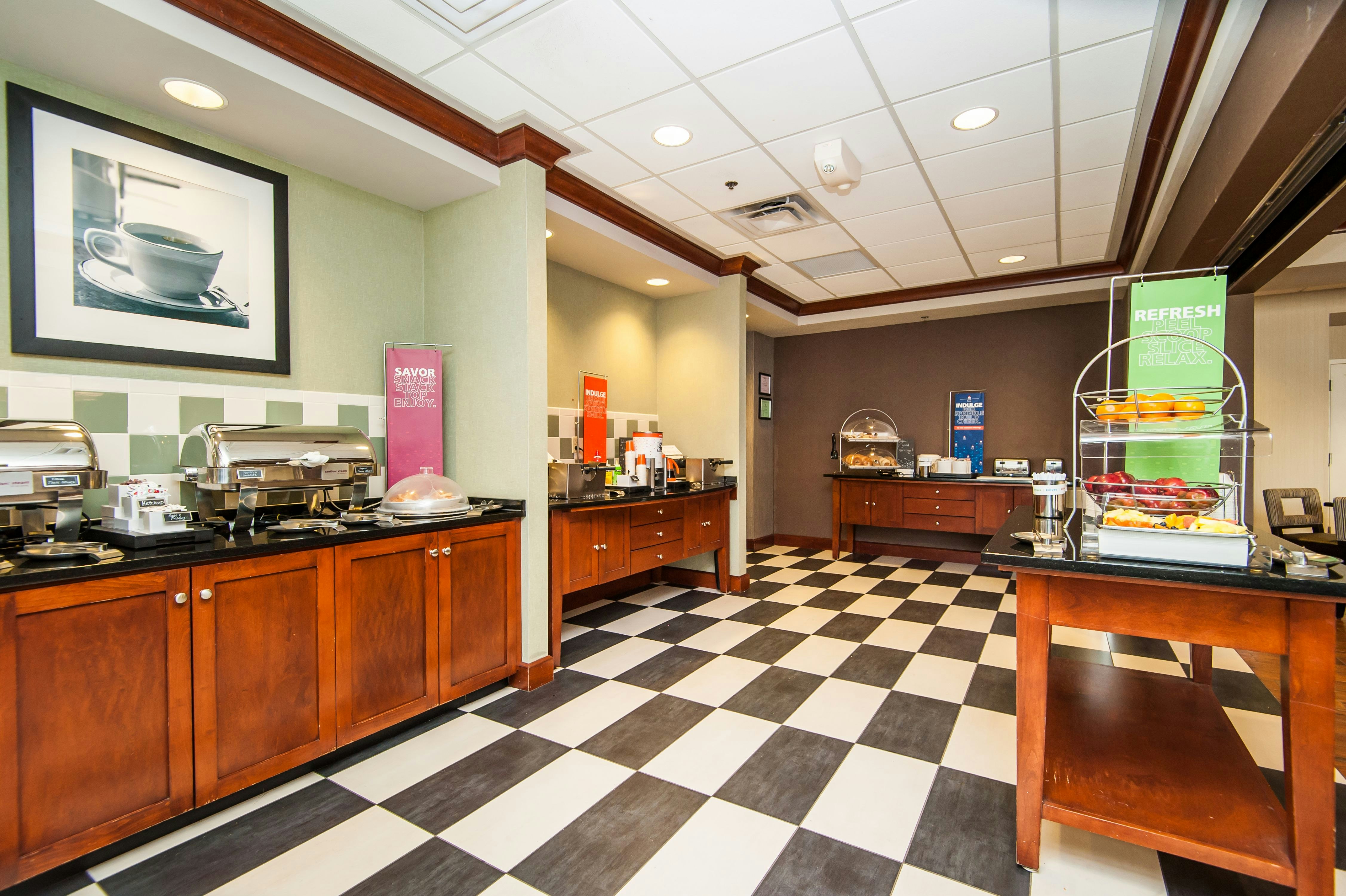 Hampton Inn South Kingstown-Newport Area 5/59