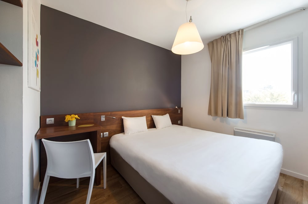 HOTEL ECONUIT 16/47