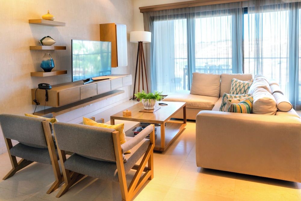 Puerta Cortes Residences 31/48