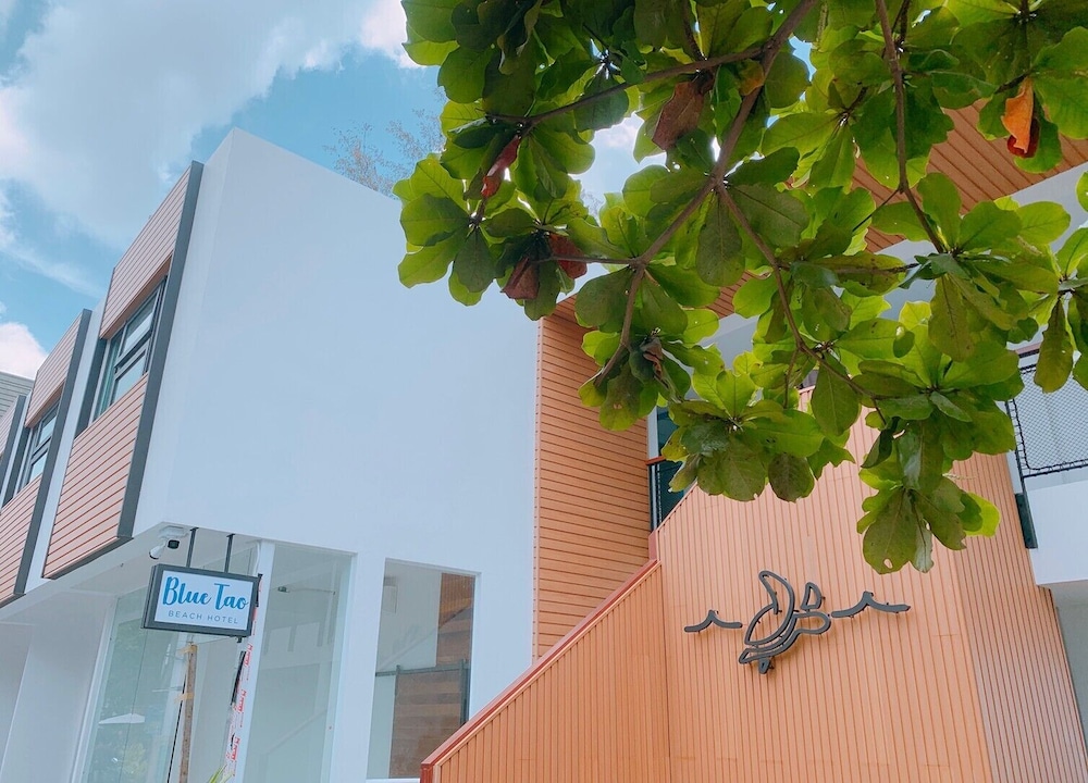 Blue Tao Beach Hotel 2/59