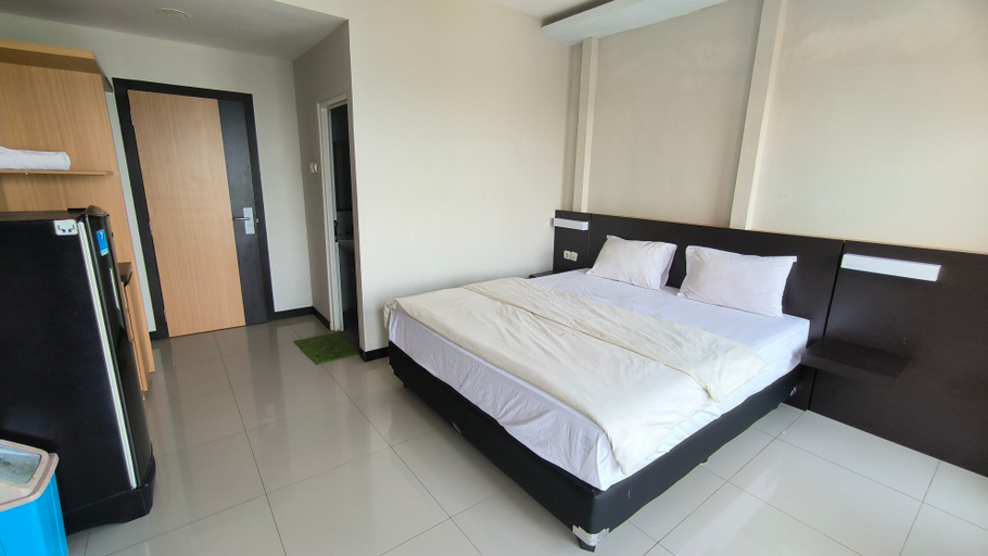 Bandengan Beach Hotel 5/11