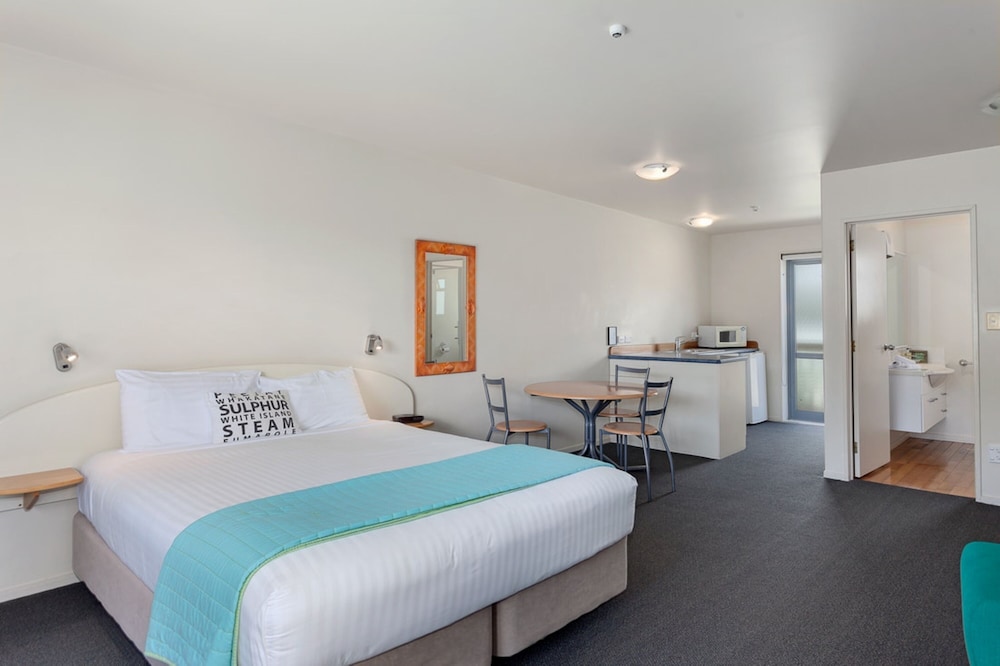 Awa Motel 18/67