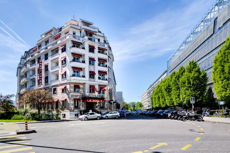Eden Hotel 46/49