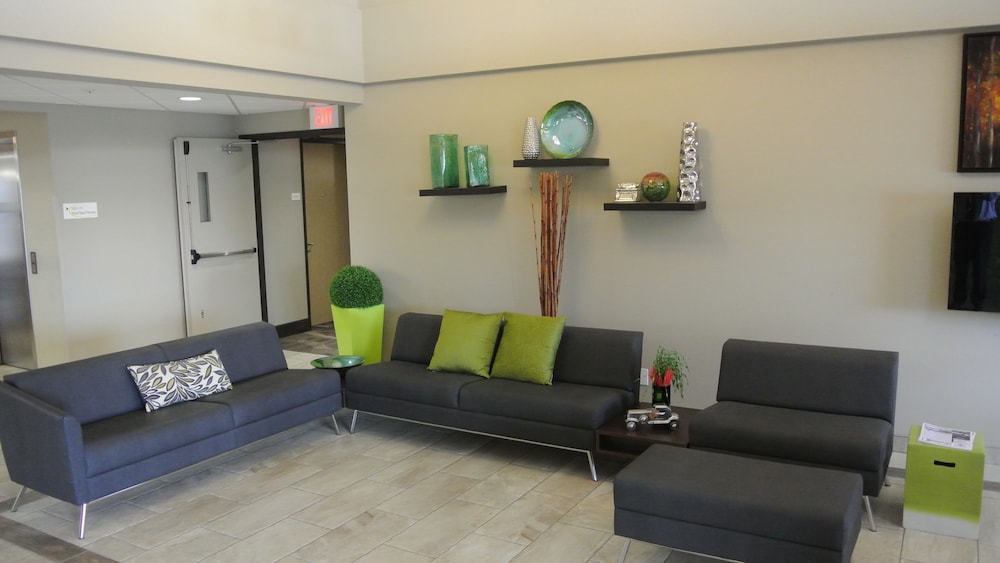 Home Inn and Suites Lloydminster 30/50