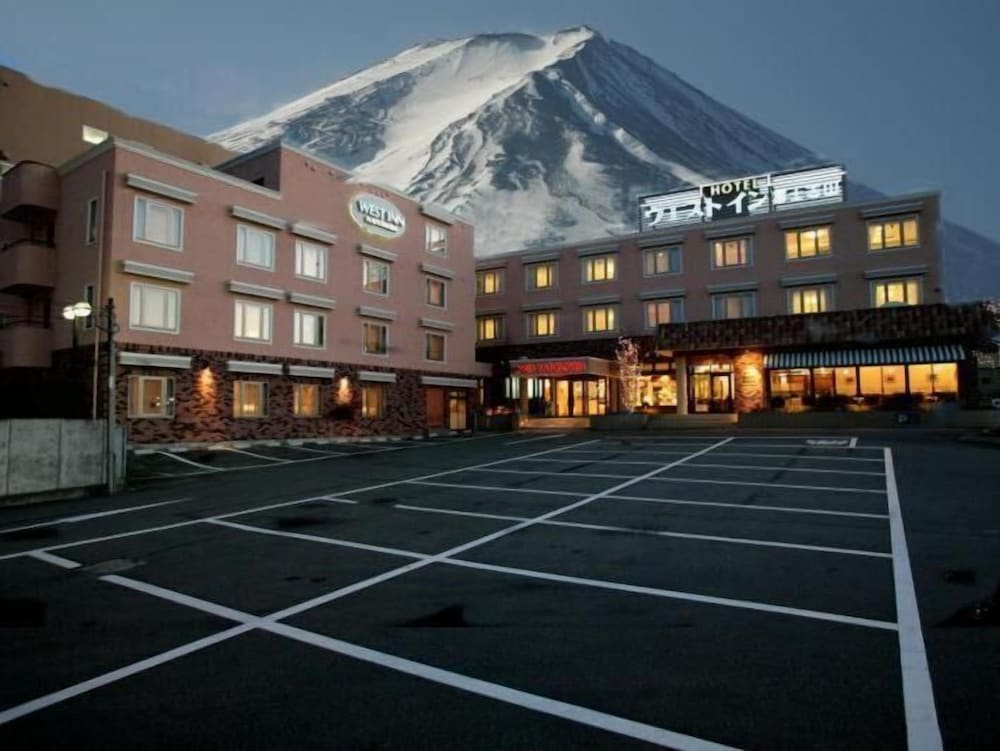 West Inn Fuji-Yoshida 26/50