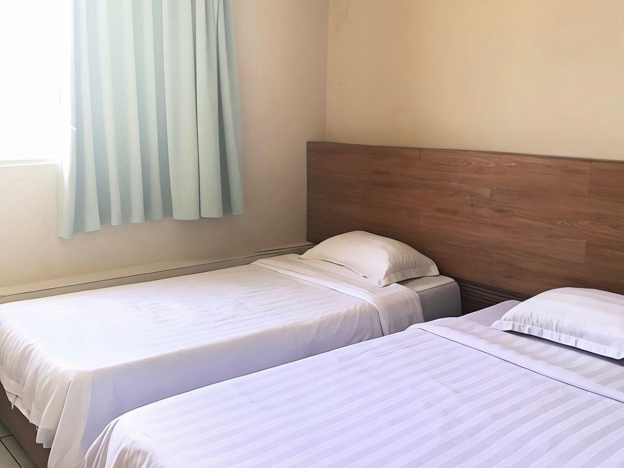 Hotel Iskandar 8/18