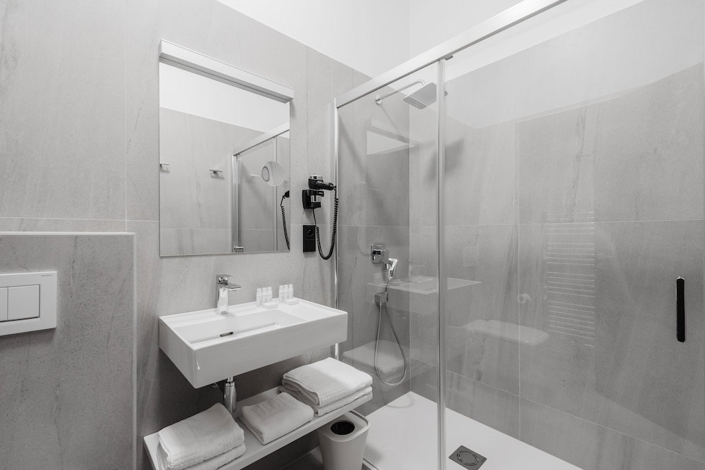 Theresian Hotel And Spa 45/50