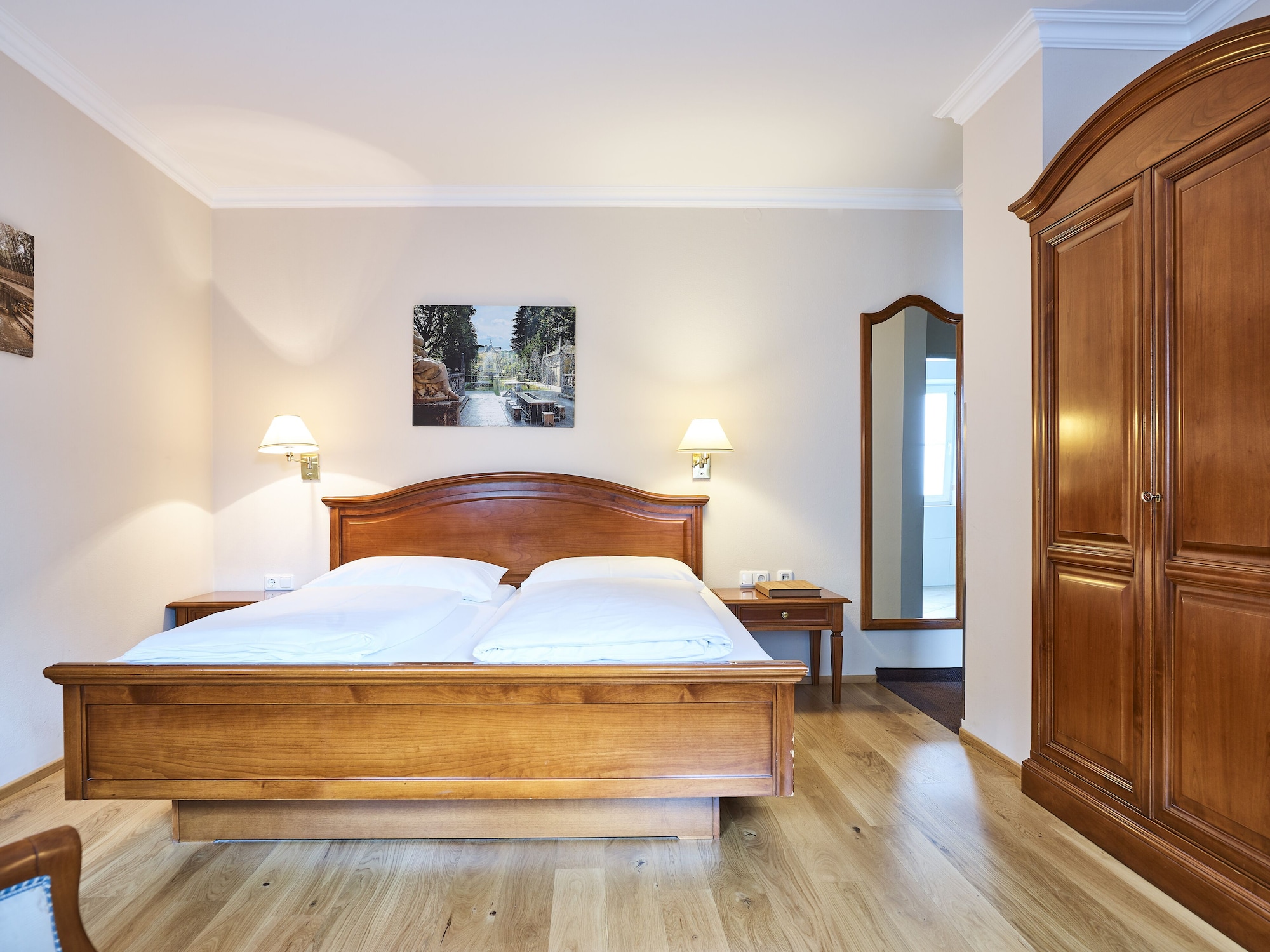 Economy, Double Bed, Street Side View