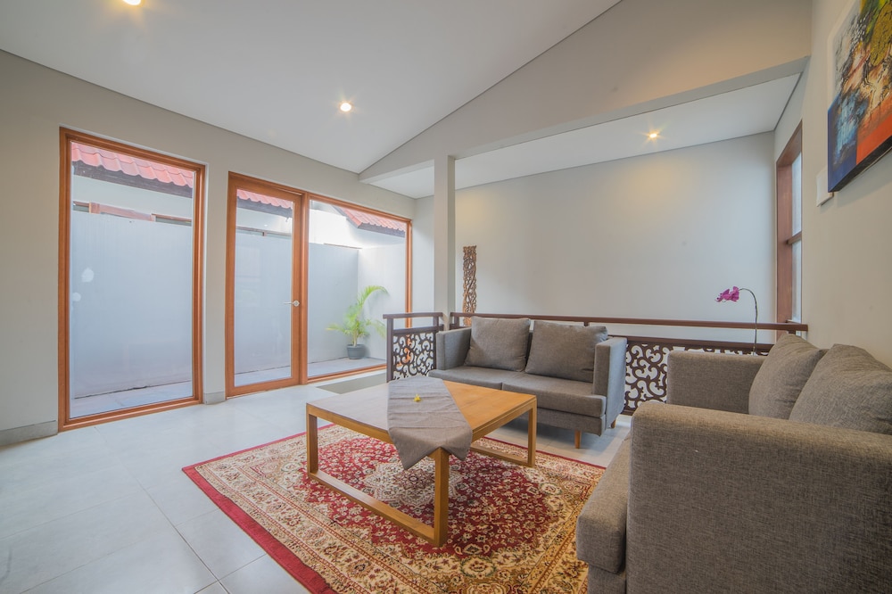 Grand Kesambi Resort and Villa 88/111