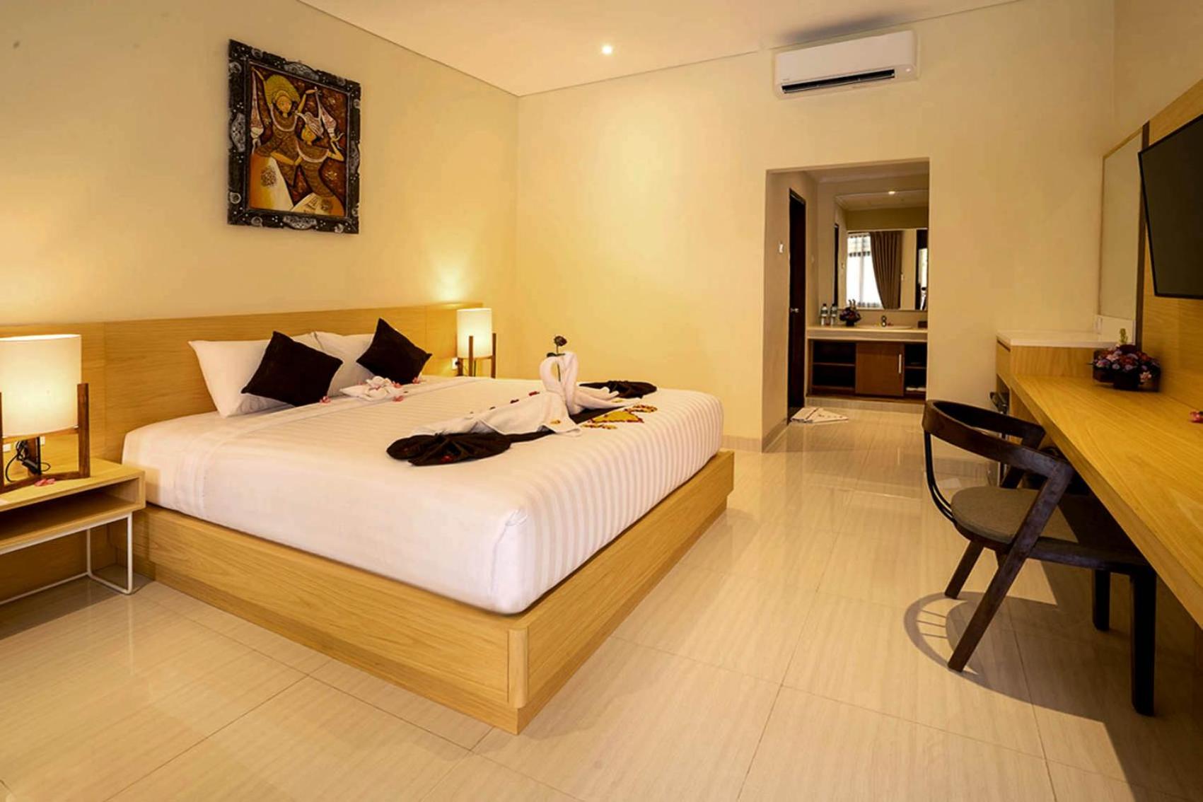 Superior, Double or Twin Bed, Garden View