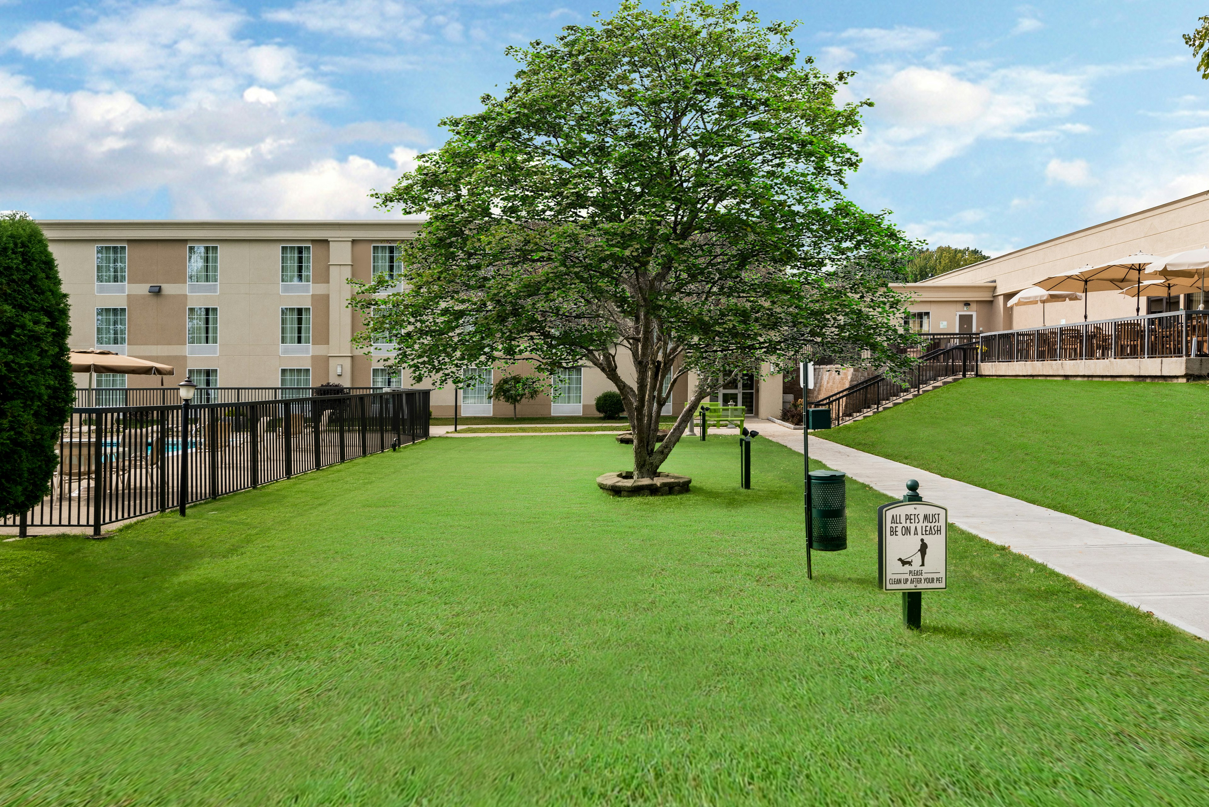 Holiday Inn Johnstown-Gloversville 56/66