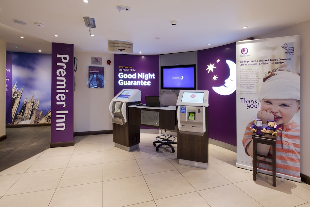 Premier Inn Berwick upon Tweed hotel 6/52