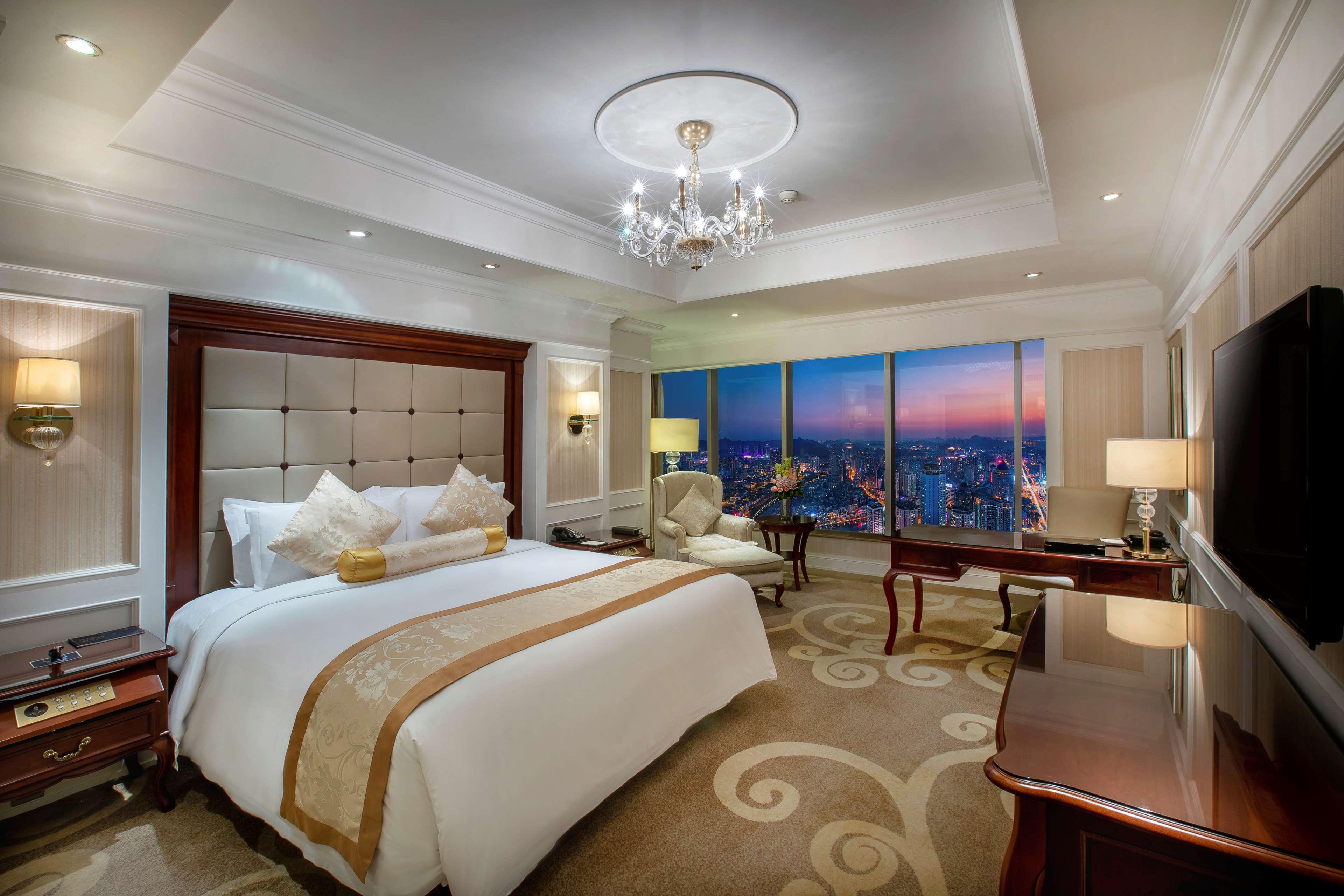 Panorama, Deluxe, King Bed