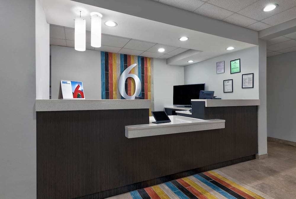 Motel6 Scottsboro, AL – Hwy 72 9/30