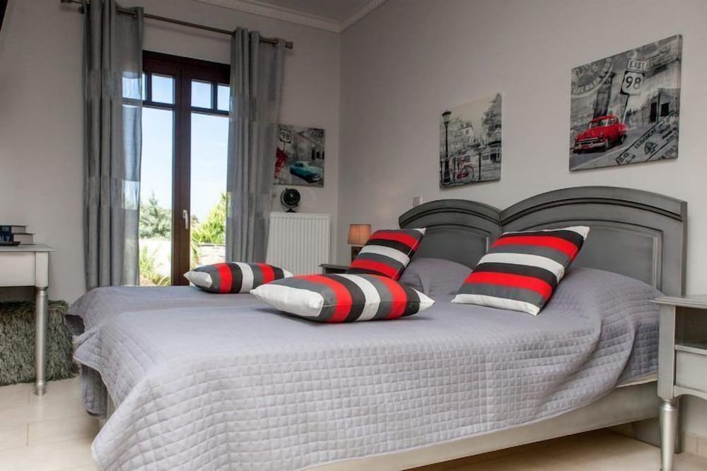 Alyko Villas 7/47