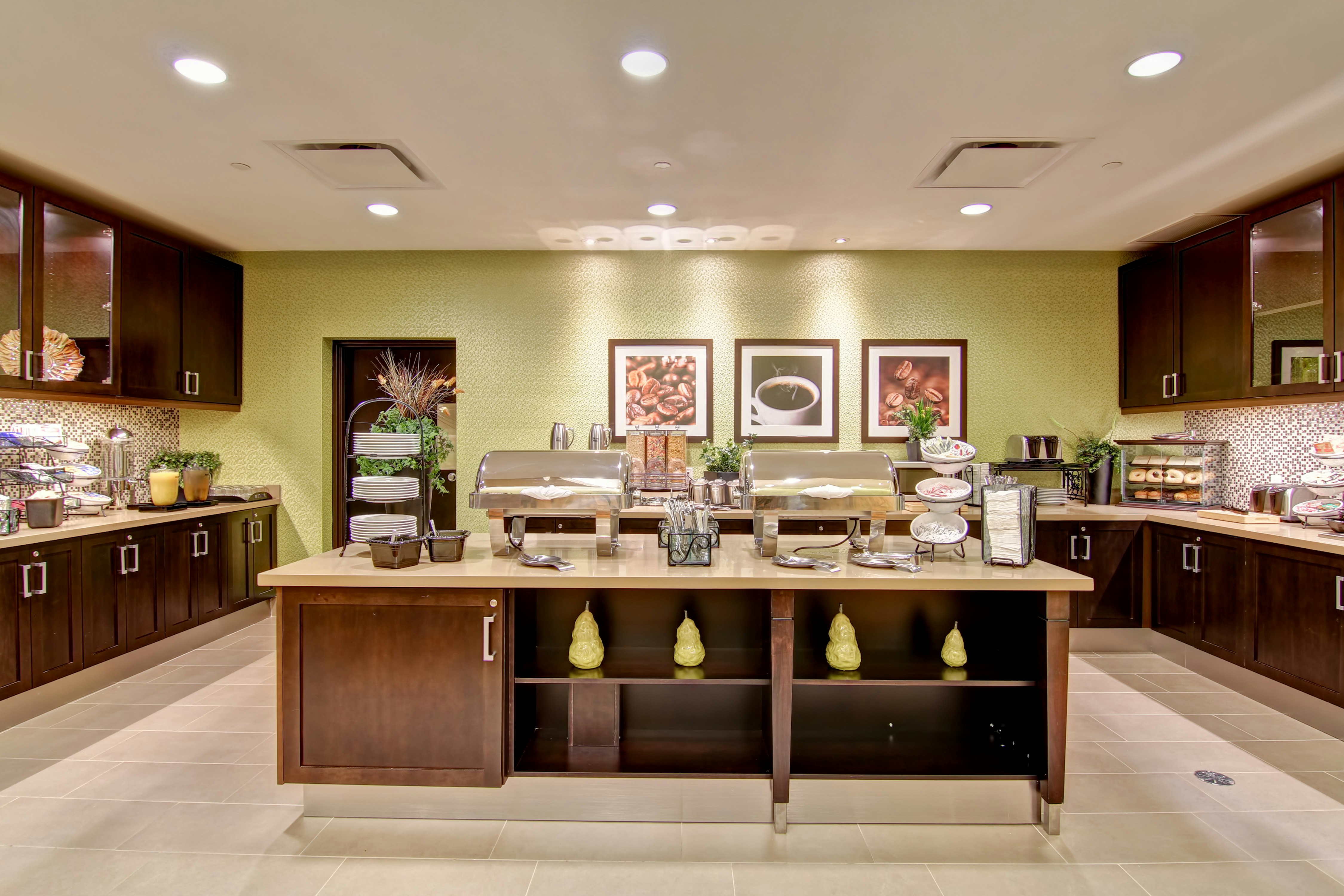 Homewood Suites by Hilton Waterloo/St. Jacobs 7/15