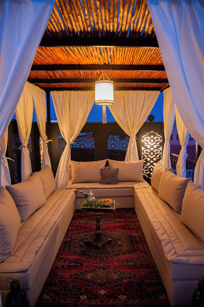 Riad Ta'achchaqa 36/50