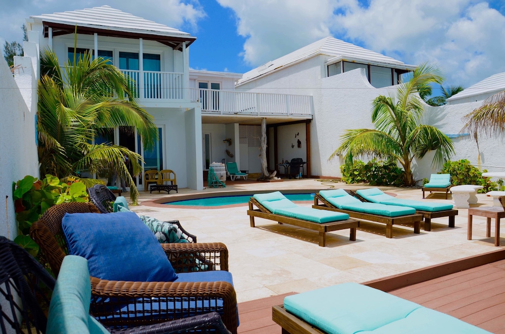 Caprice 14 Cable Beach Luxury Villa 22/24