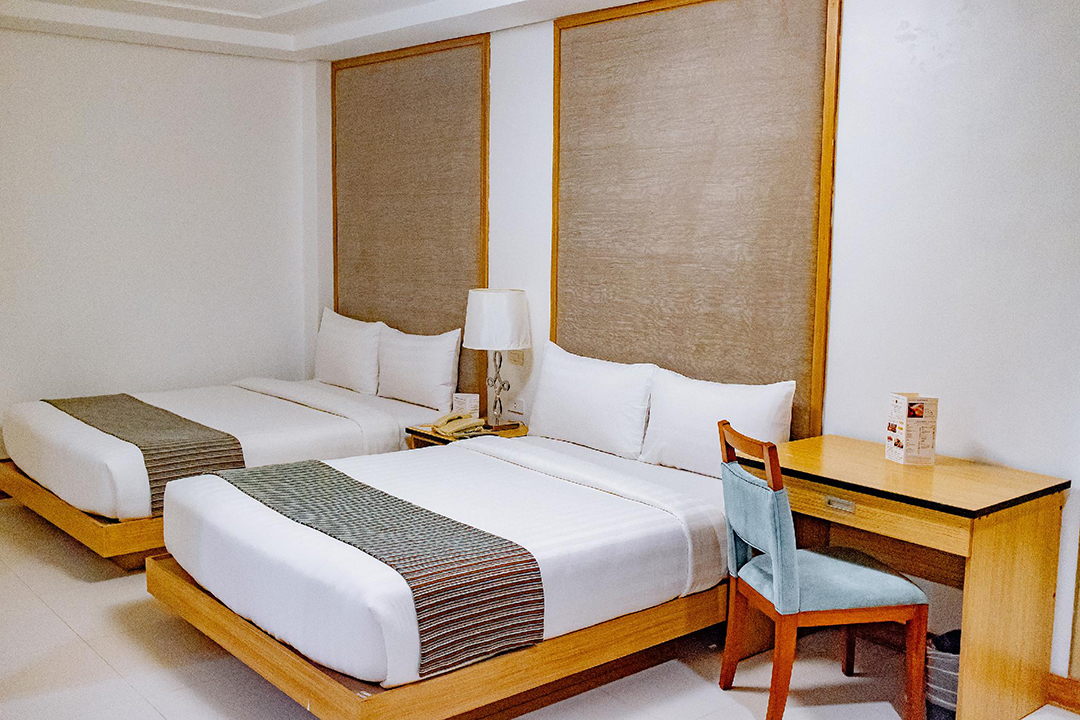 Crown Regency Courtyard Resort 7/18