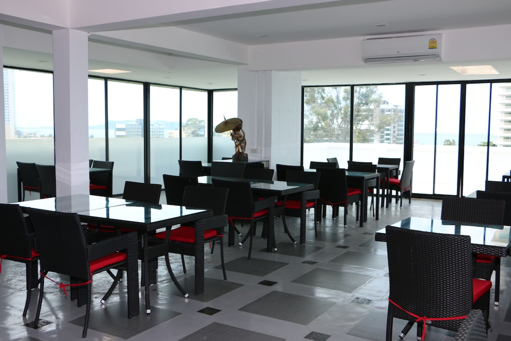 RedDoorz I-Talay Resort 35/49