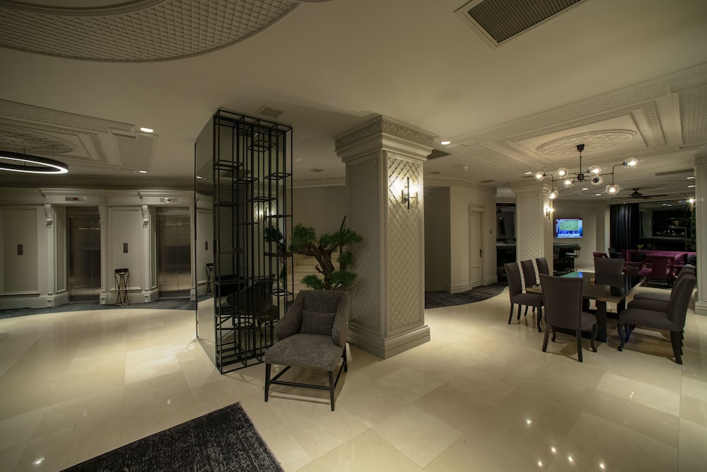 Taksim Square Hotel 9/50