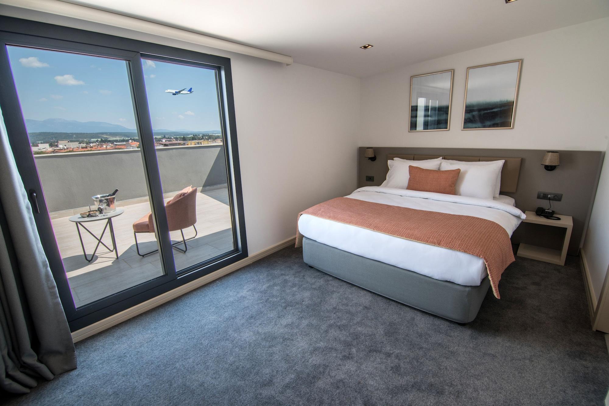 DOVV HOTEL 9/39