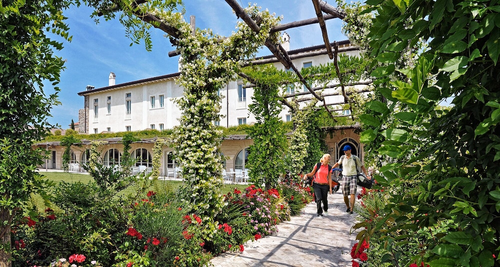 Chervo Golf Apartments San Vigilio 25/29