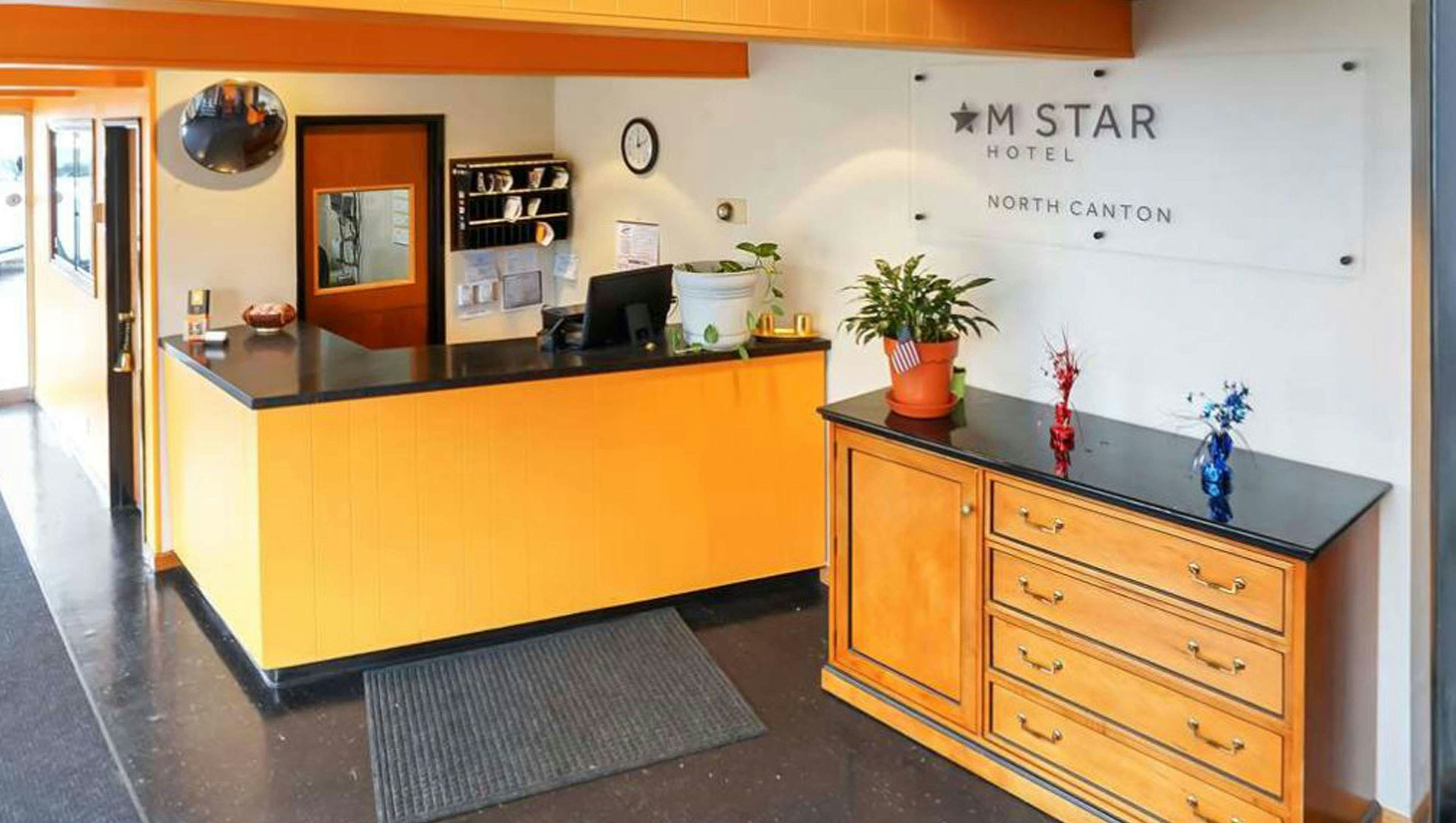M Star Hotel North Canton 12/47
