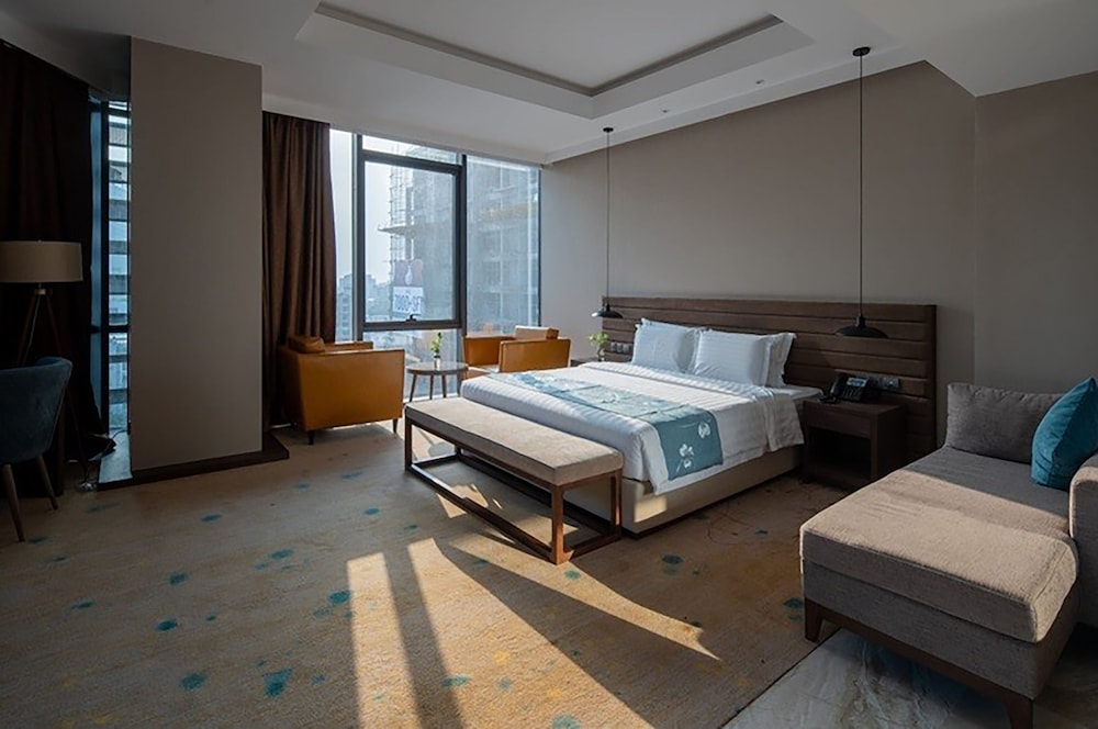 The Residence by Gulshan Club Limited 18/63