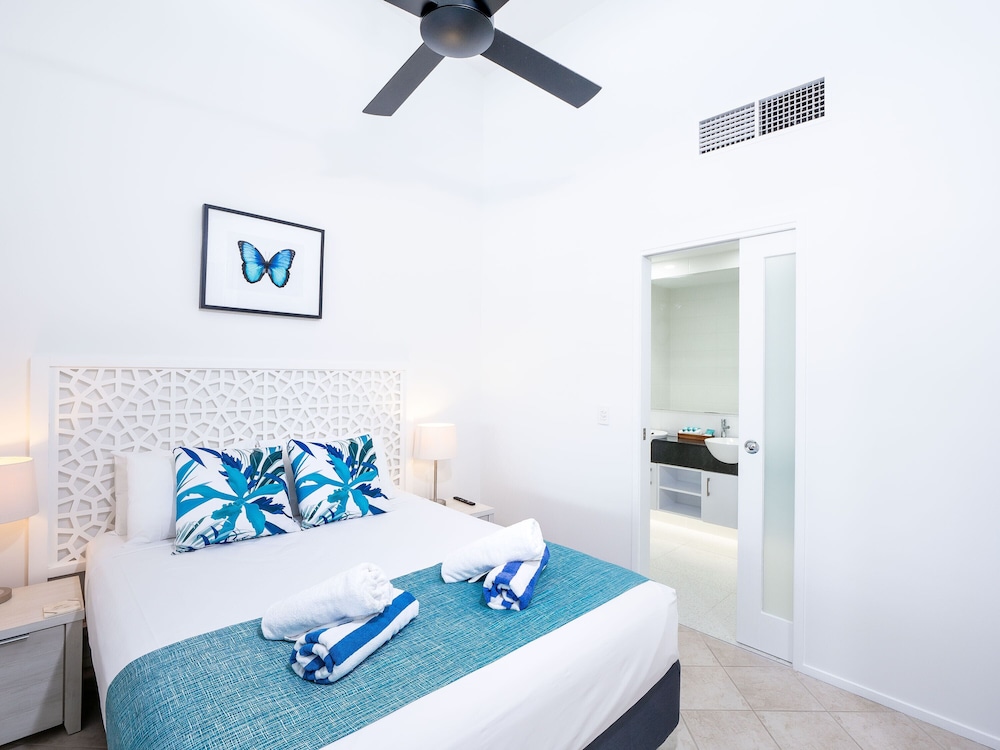 Saltwater Luxury Apartments 10/40