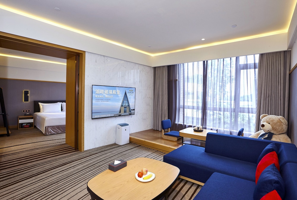Tongli Lakeview Hotel 50/76