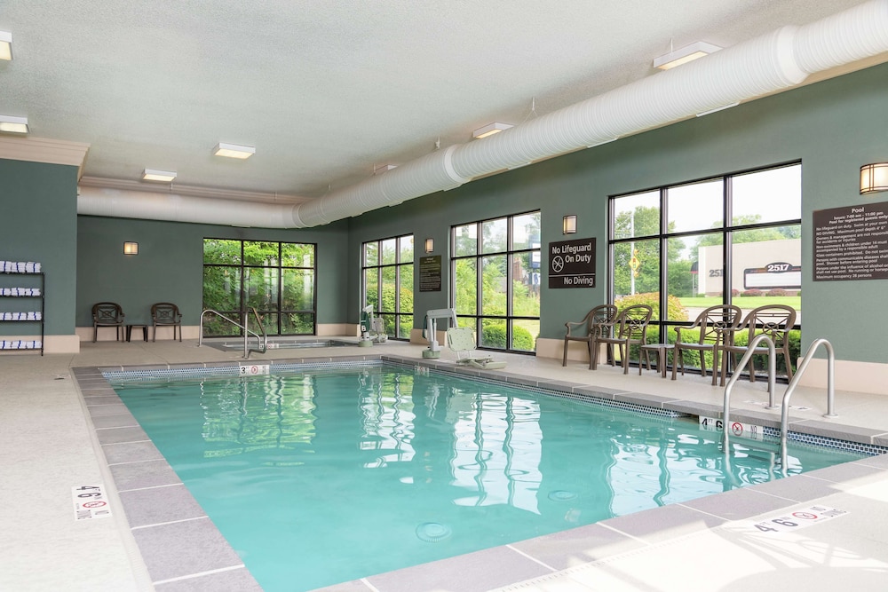 Hampton Inn Warsaw 3/35