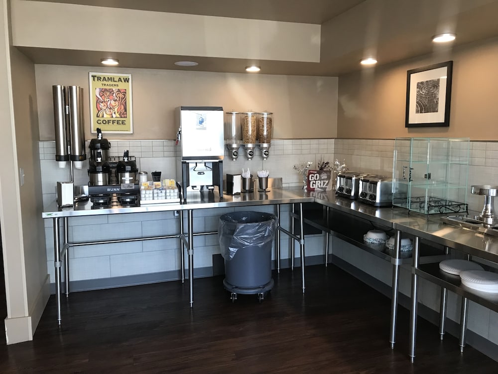 Days Inn and Suites by Wyndham Downtown Missoula-University 47/66