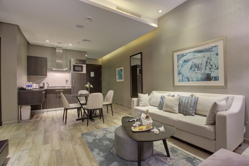 The House Boutique Suites 31/68