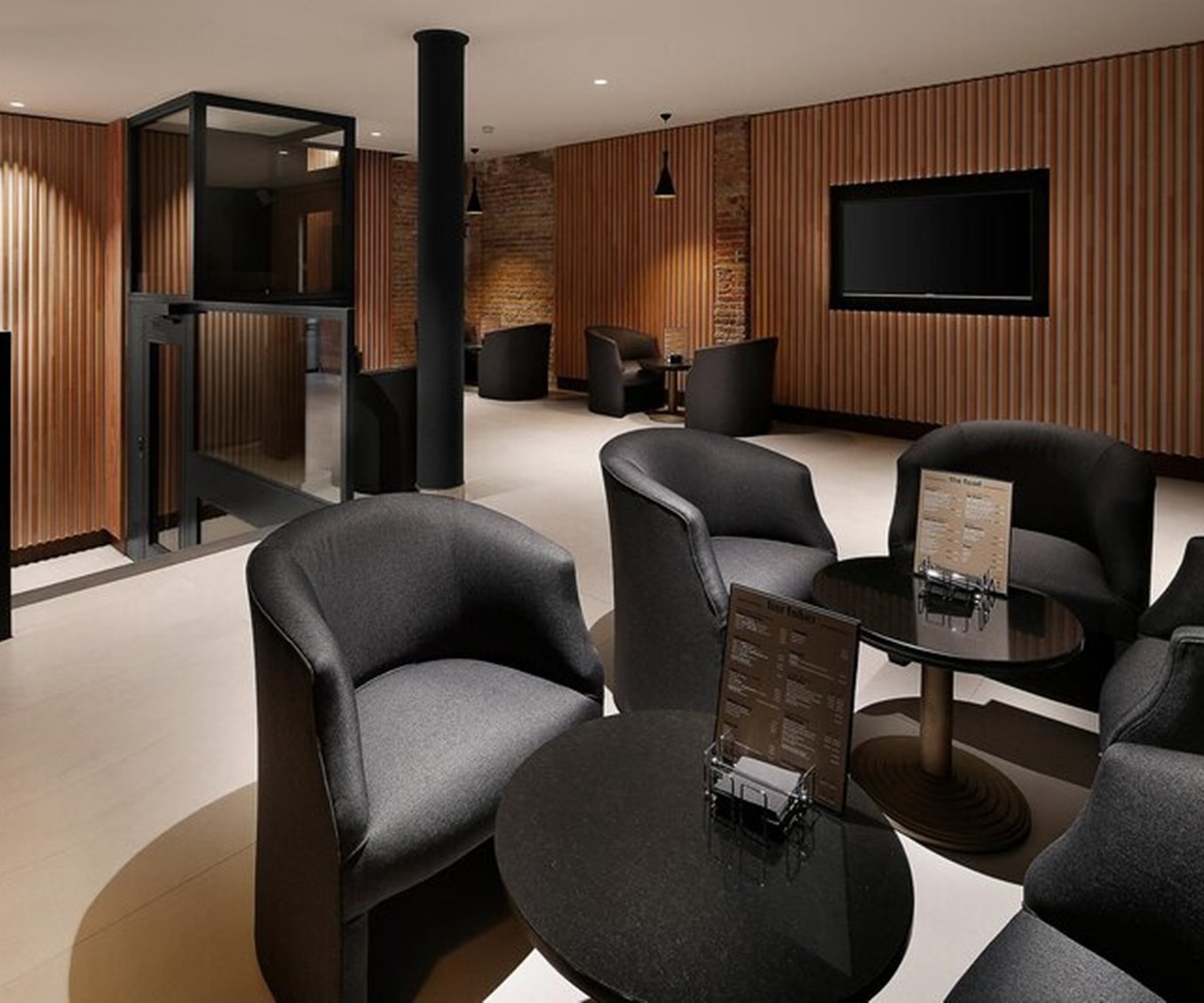Hcc Taber Hotel 52/57