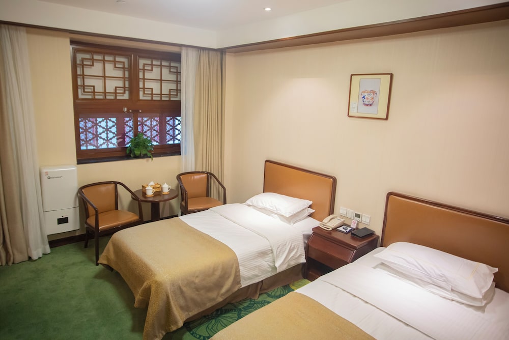 BASIC, TWIN BEDS