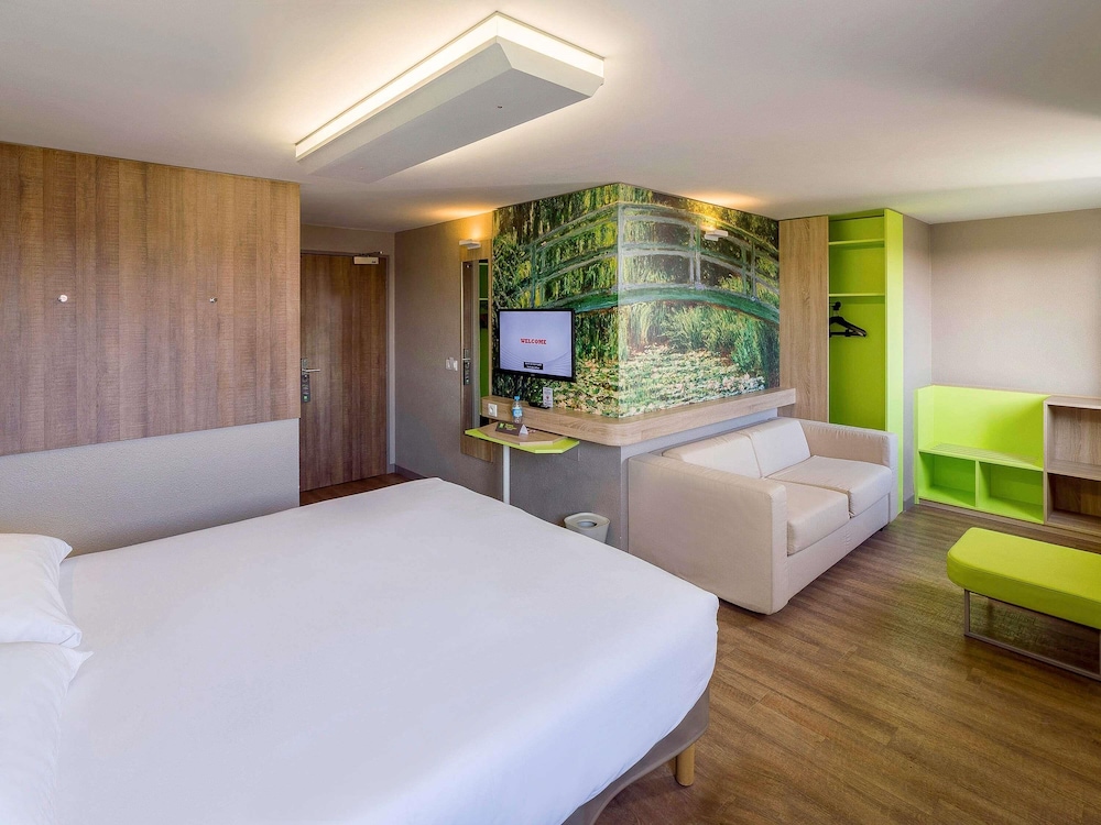IBIS STYLES LILLE MARCQ EN BAROEUL 11/61