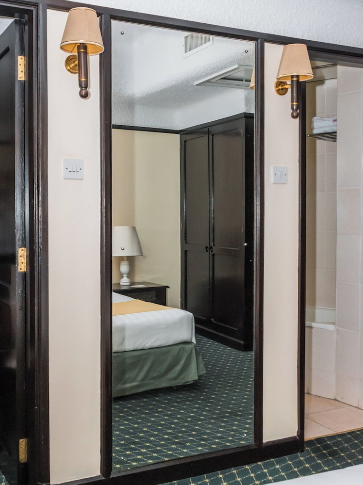 Nairobi Safari Club by Swiss-Belhotel 63/63