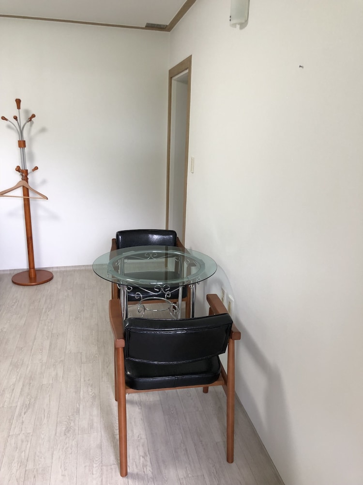 Izmir Pension 26/40
