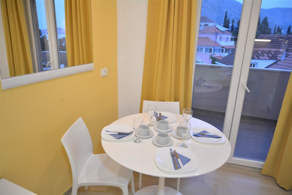 Villa Avantgarde 35/50
