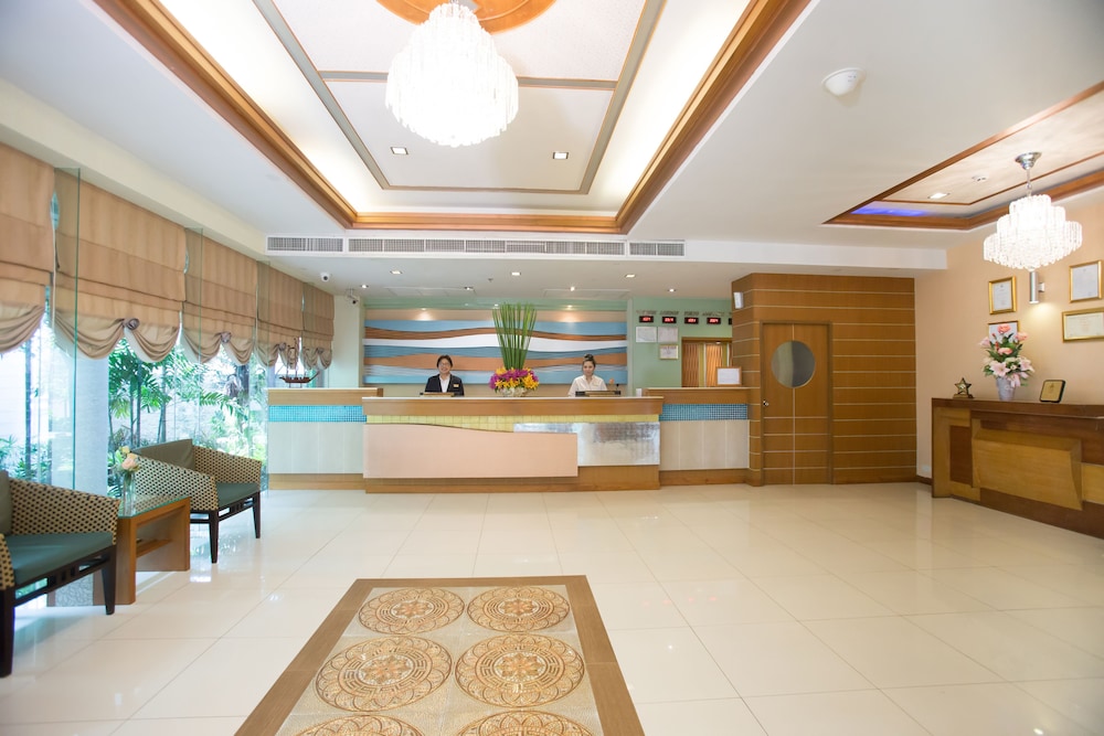 Asia Cha Am Hotel 6/50