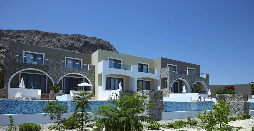 Porto Angeli Beach Resort 3/76