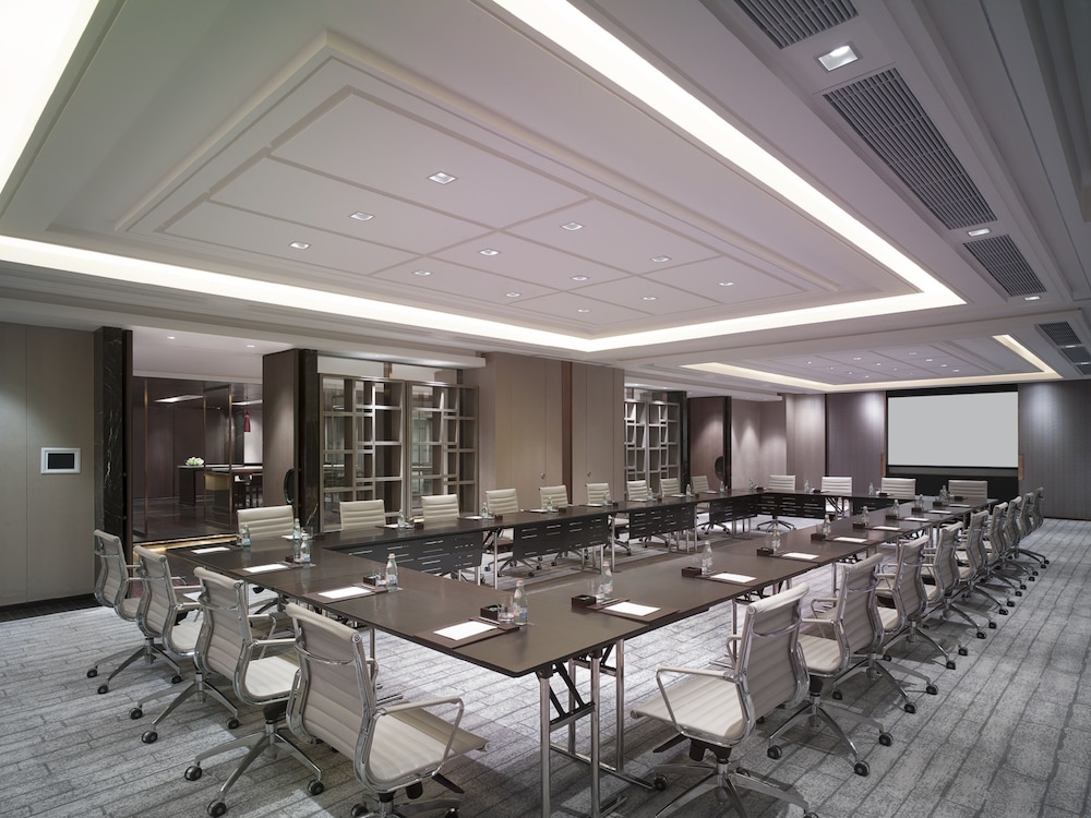 New World Beijing Hotel 31/37