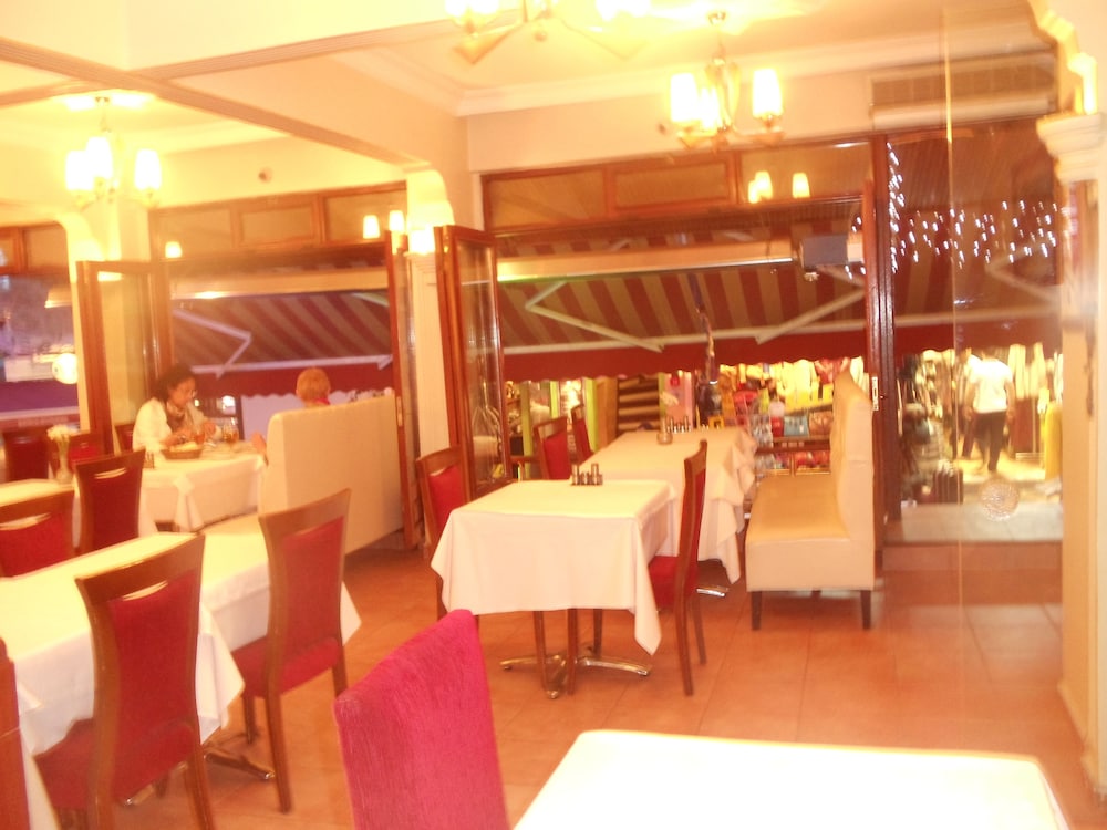 Ares Hotel Istanbul 34/39