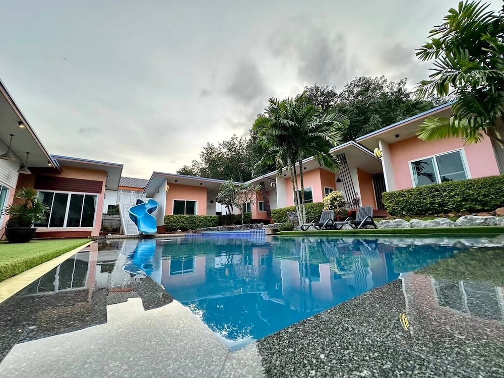 Nai C Resort 42/52