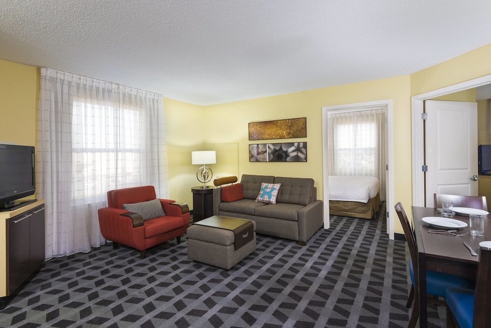 Towneplace Suites By Marriott Pensacola 27/52