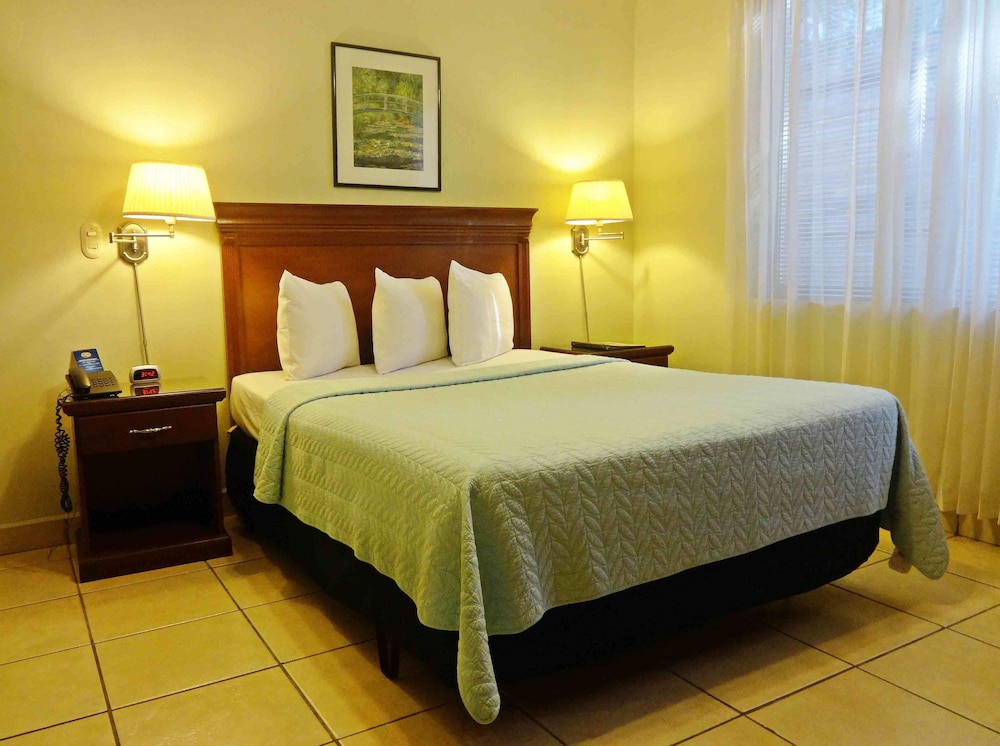STANDARD, SINGLE, QUEEN BED